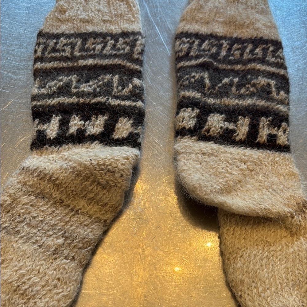 Hand knitted Alpaca wool Beige Patterned Socks